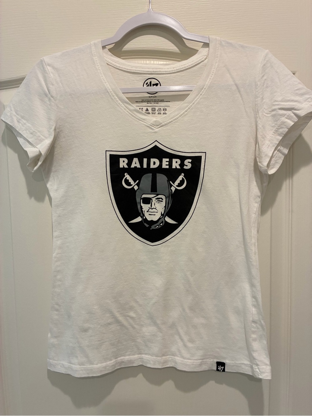 47 White Raiders Shield V-Neck Tee Top